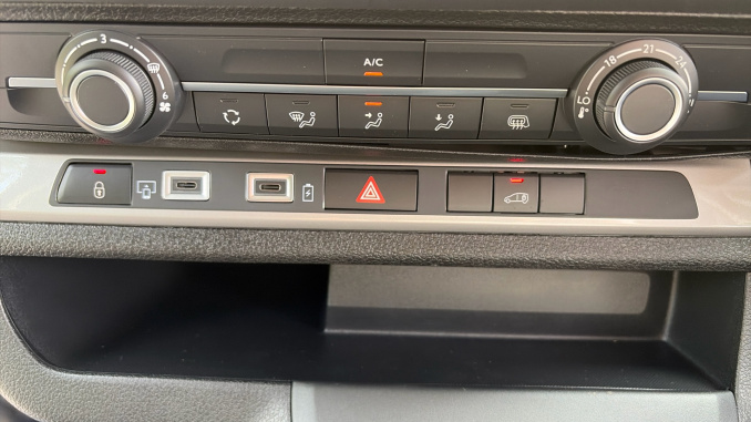 Vauxhall Vivaro L1 Diesel 1.5 Turbo D 120 Pro H1 Van - Image 45